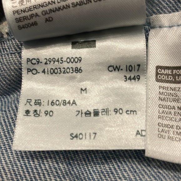 Levi’s Original Trucker Jean Jacket - Picture 12 of 12